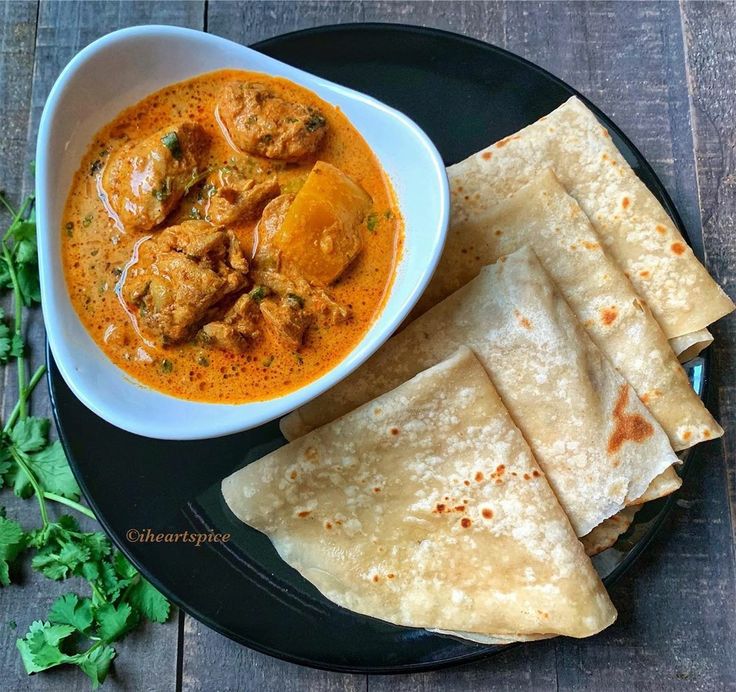 Chicken Curry with Kulcha